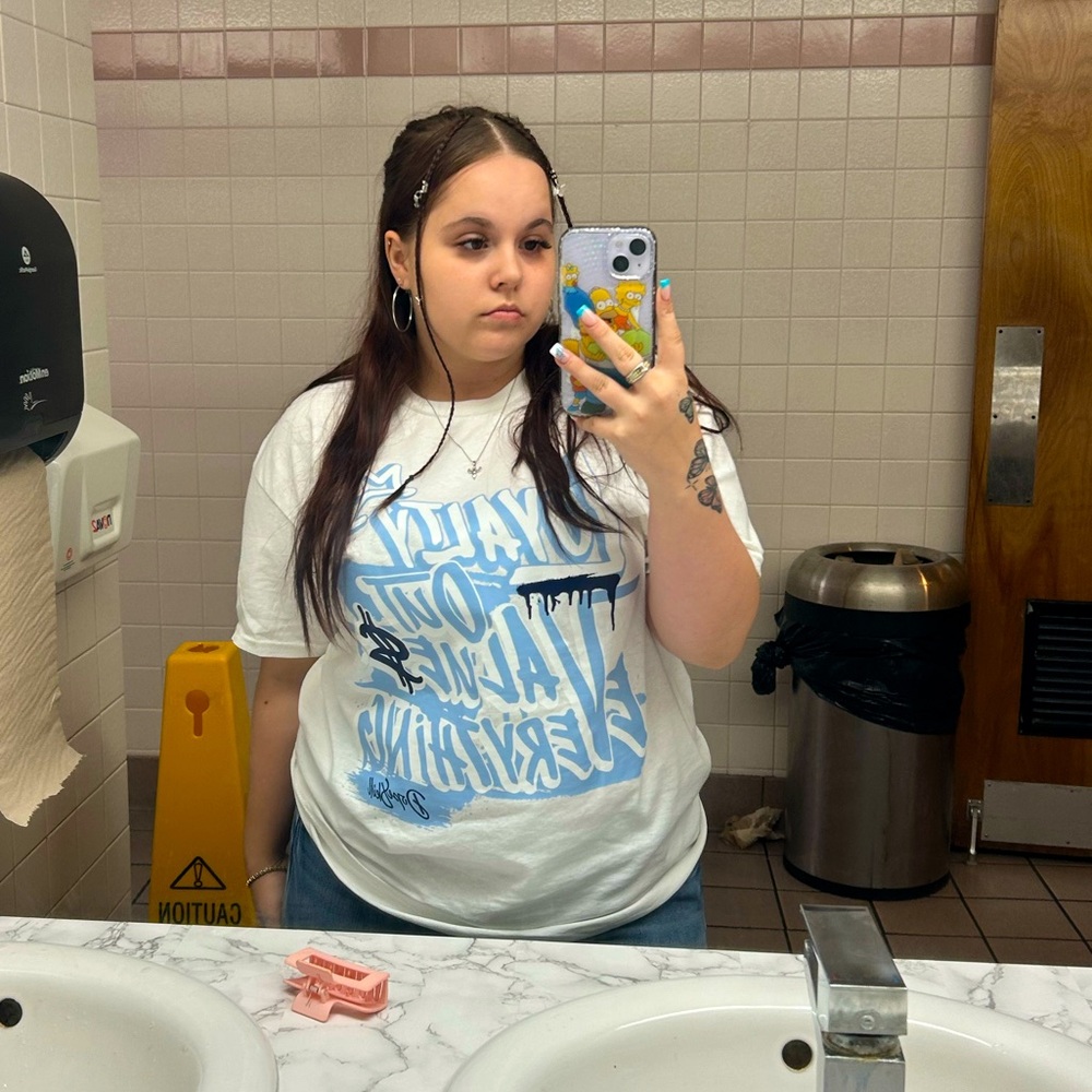 Meet your Posher, Jenid